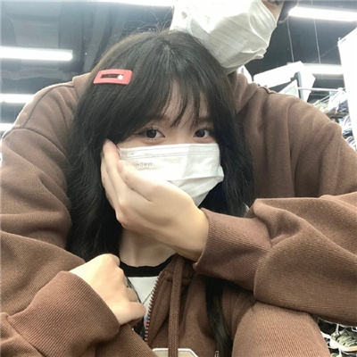 情侣头像无限心动宠溺 又甜又撩人爱意情头