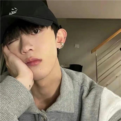 高清情侣头像很甜又很宠溺 高清情侣头像一男一女