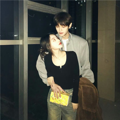 两人专用CP情侣头像 两人专用cp情侣头像一人一半