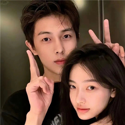 情侣头像真人一人一半  情侣头像一人一半恩爱