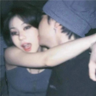 情侣头像一左一右配对 高质量情侣头像单人一男一女