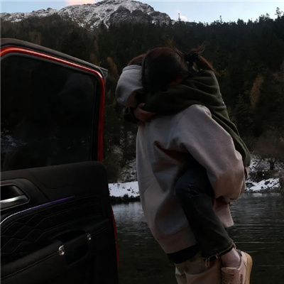 情侣头像一男一女背影👫2025一男一女情头背影