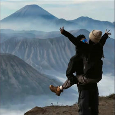 情侣头像一男一女背影👫2025一男一女情头背影