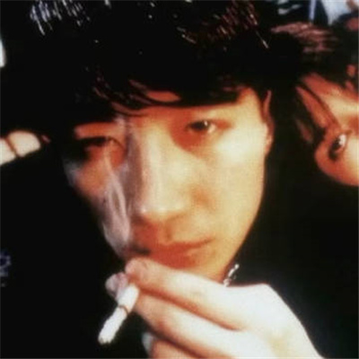 qq情侣一左一右头像💖qq情侣头像情头一男一女