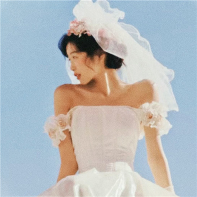 qq情侣一左一右头像💖qq情侣头像情头一男一女