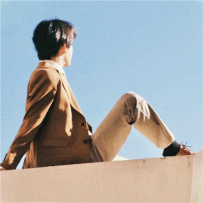 qq情侣一左一右头像💖qq情侣头像情头一男一女