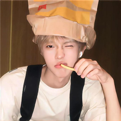 微信情侣头像一男一女👫微信情侣头像图片一对两张分开的