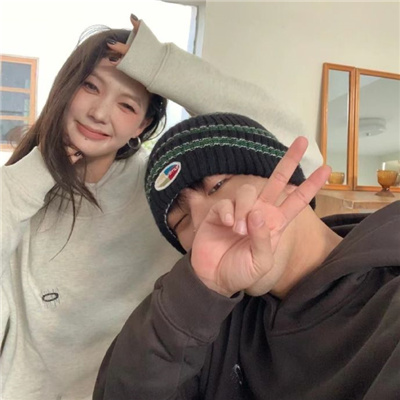 情侣头像真人一人一半💕情头不明显一人一半真人