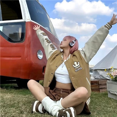 情侣头像一对一左一右💑CP头像一对一人一半