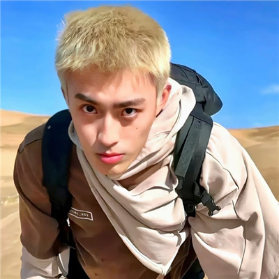 情侣头像一对一左一右💑CP头像一对一人一半