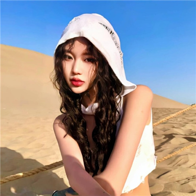 情侣头像一对一左一右💑CP头像一对一人一半