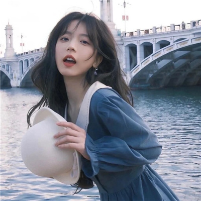 情侣头像一对一左一右💑CP头像一对一人一半