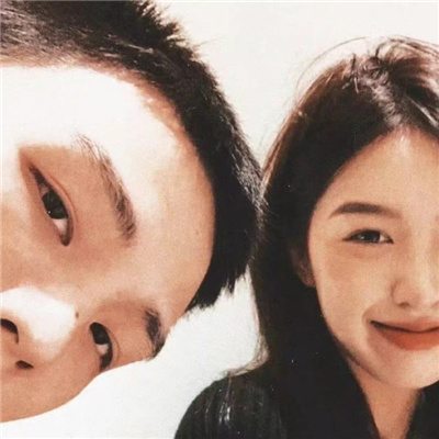 好看的情侣头像真人一人一半配对 单人使用也高级的二分式情头推荐