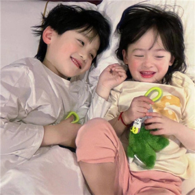 小孩情头可爱一男一女高清👶🏻超强CP感的洋气儿童情侣头像