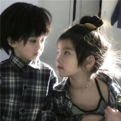 小孩情头可爱一男一女高清👶🏻超强CP感的洋气儿童情侣头像