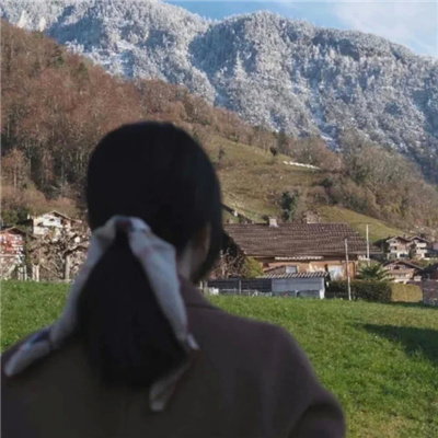 女生头像简单气质👢一组惊艳你的氛围感女生头像