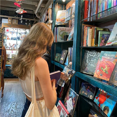 女生头像简单气质👢一组惊艳你的氛围感女生头像