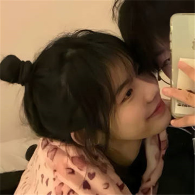 又撩又欲的禁欲系情侣头像 超撩人禁欲真人情侣头像