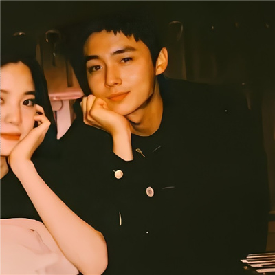 微信超甜的情头一人一半 情侣头像超甜一左一右