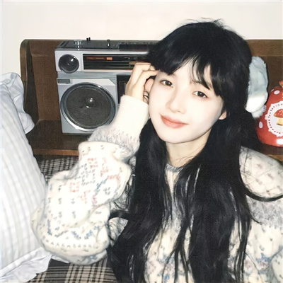 微信超甜的情头一人一半 情侣头像超甜一左一右