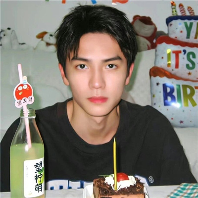 小众却惊艳的情侣头像🖤高级感不俗气的情侣头像