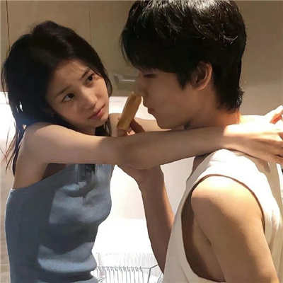 成熟又好看的情侣头像💑超好看的情侣头像一对