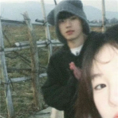 情侣头像可爱呆萌一对🐰萌系情侣头像一左一右图片