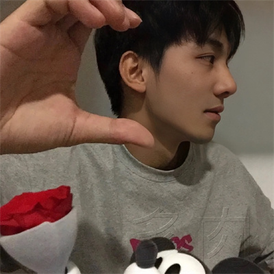 亲密互动情侣头像💑真人情头超甜超宠溺那种高清