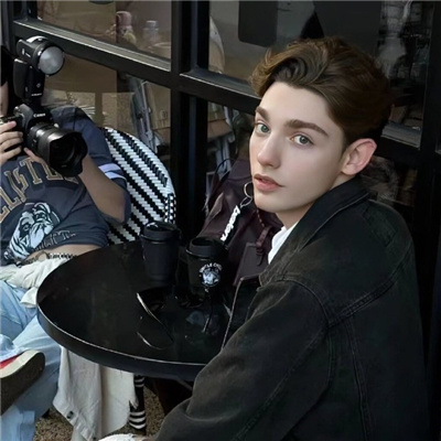 不易撞的神仙情侣头像🪐好看又隐蔽的情侣头像图片