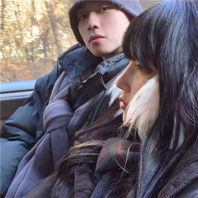 又撩又欲的禁欲系情侣头像🔮甜到爆的情侣头像一对