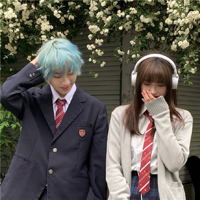 又撩又欲的禁欲系情侣头像🔮甜到爆的情侣头像一对