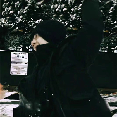 双人情侣头像ins高级质感 一男一女情侣头像一左一右