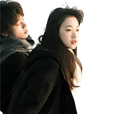 一看就知道有主了的情侣头像😊很甜很暖的情侣头像