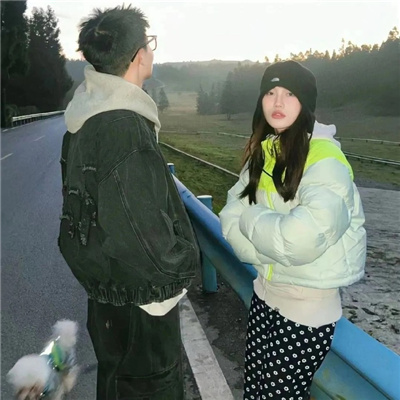 不易撞的神仙情侣头像真人高清🌟最近超火的神仙情侣头像