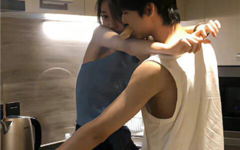 小众却惊艳的情侣头像🔮有哪些惊艳到珍藏的情头