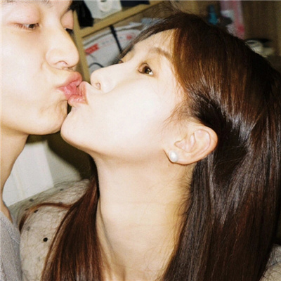 小众却惊艳的情侣头像🔮有哪些惊艳到珍藏的情头