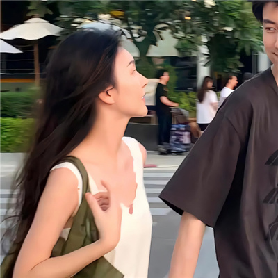 小众却惊艳的情侣头像🔮有哪些惊艳到珍藏的情头