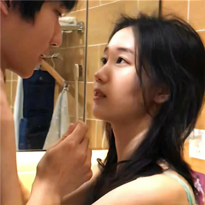 又甜又撩人的侧脸头像💘好看情侣头像唯美侧脸