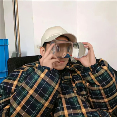 不明显的情侣头像单人一人一张👐情侣头像两张一人一张
