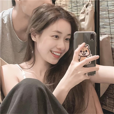 满眼都是对方的情侣头像💞只喜欢你只稀罕你专属偏爱情侣头像