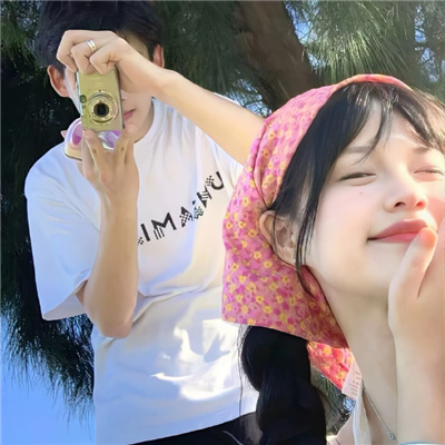 满眼都是对方的情侣头像💞只喜欢你只稀罕你专属偏爱情侣头像