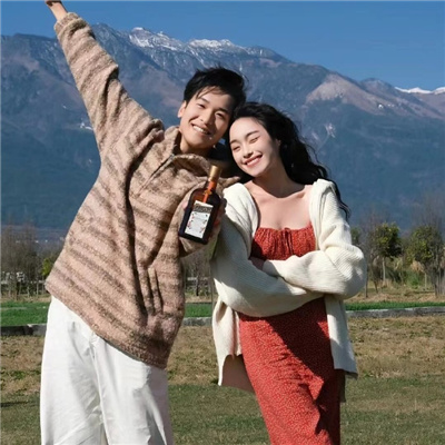 高级感不俗气的情侣头像🎞️第一眼就被惊艳的情侣头像