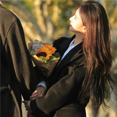 又撩又欲的情侣头像🌙精选男女各一张的撩人情头