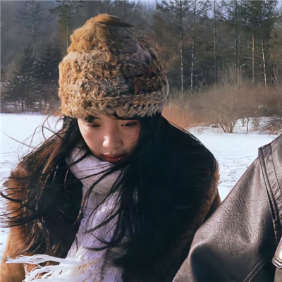 情侣头像冬季背景双人⛄精选冬甜阳光开朗的活泼情头