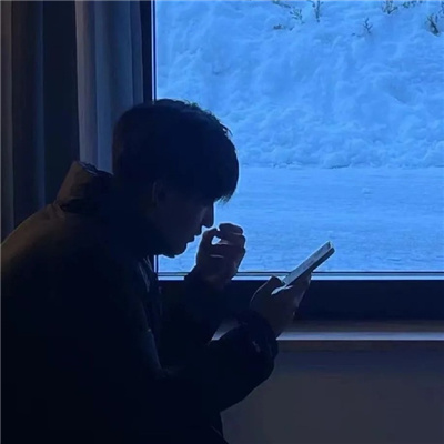 雪景情侣头像一男一女❄️精选冬日氛围感雪景情头
