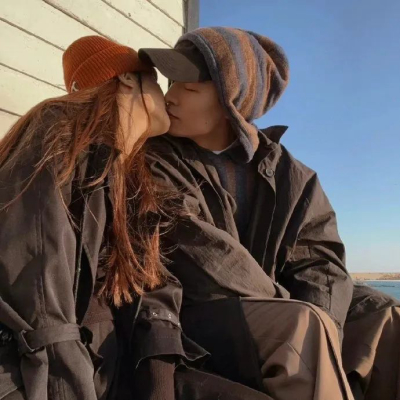 甜蜜爱情的微信头像💌精选"爱情是从告白开始的"主题情头