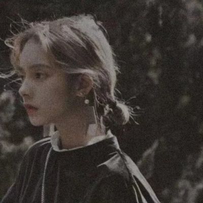 低调有内涵的情侣头像📜精选隐蔽而自由的个性情头
