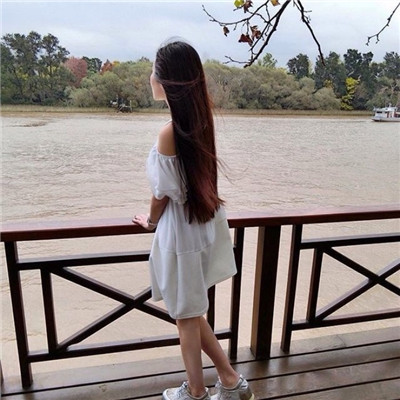 女生唯美长发背影头像🌹飘逸发丝温柔氛围感
