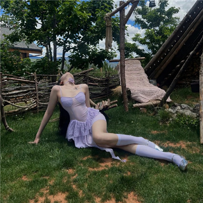 女生好看有艺术感头像🎨精选多组艺术感女生头像