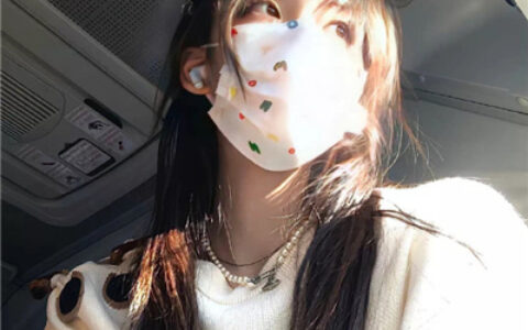 现在最流行的女生头像是什么样的🌟2025年最流行的女生头像
